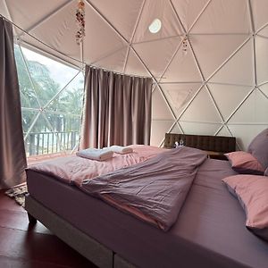 Infinity Beach Club Resort & Hostel Koh Phangan